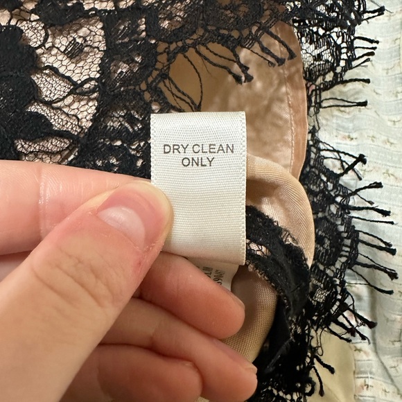 Banana Republic Black Lace Pencil Skirt 🖤 - Picture 13 of 13